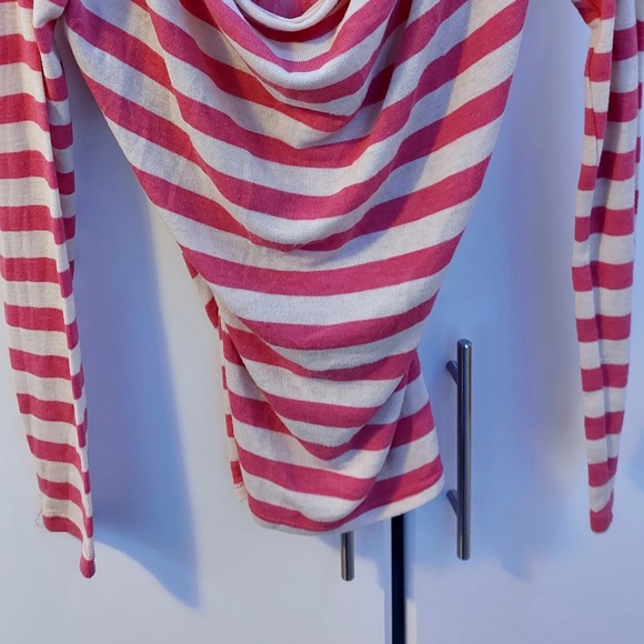 Poof Cowl Neck Y2K Top - Picture 5 of 6